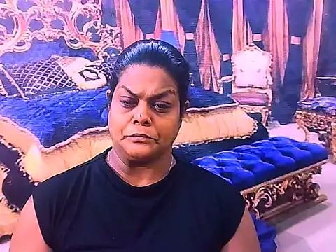 indianCherryPie online show from February 18, 2026, 5:27 am