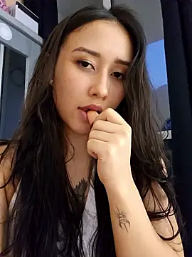 Selena blake online show from December 17, 2025, 11:10 pm