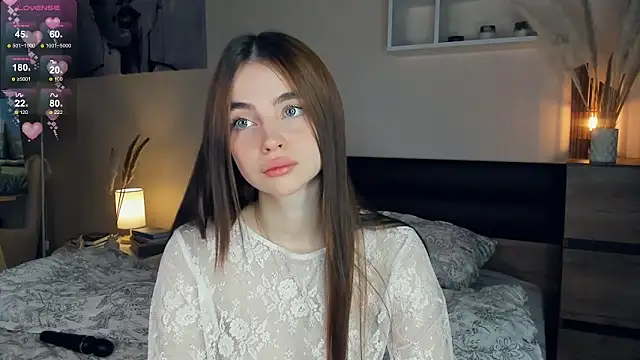 MaryJacksoon online show from March 9, 2025, 7:23 am