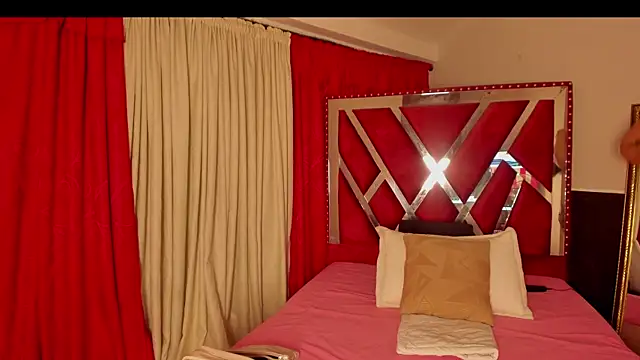 MicaelaHot  online show from November 12, 2025, 3:10 am