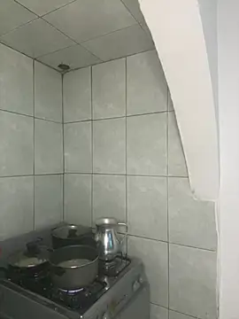 giuliana andrade online show from February 25, 2025, 4:57 pm