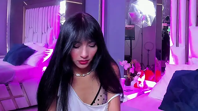 Snapshot of Kitty_Eliffe chatting on February 22, 2025, 7:36 pm Kitty Eliffe online show from February 22, 2025, 7:36 pm