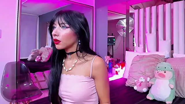 Snapshot of Kitty_Eliffe chatting on March 5, 2025, 7:27 pm Kitty Eliffe online show from March 5, 2025, 7:27 pm