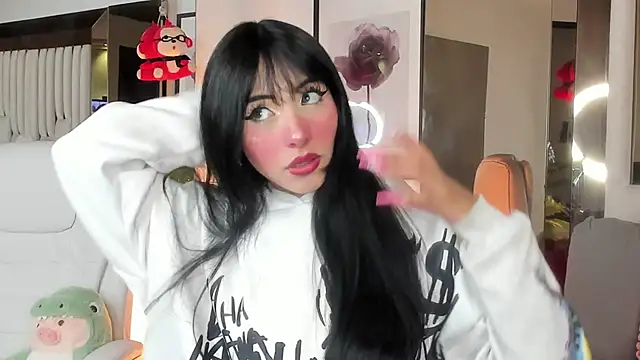 Snapshot of Kitty_Eliffe chatting on September 23, 2025, 9:33 pm Kitty Eliffe online show from September 23, 2025, 9:33 pm