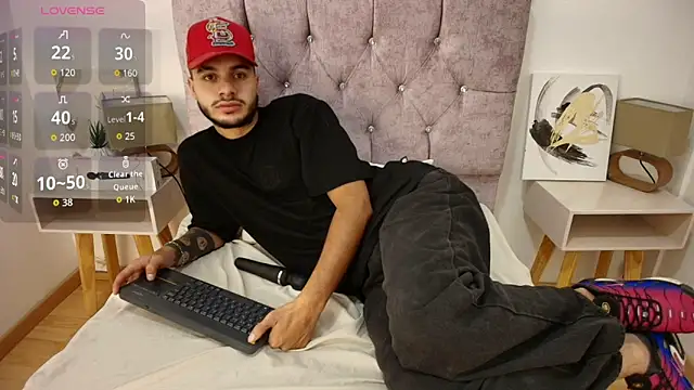 Amadeo Wild online show from November 11, 2025, 11:05 am