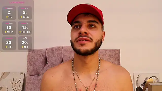 Amadeo Wild online show from November 30, 2025, 3:46 pm