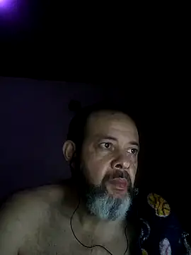 Leocesar37 online show from October 13, 2025, 5:53 am