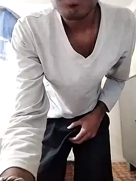 Snapshot of niranjan_07_ chatting on January 7, 2025, 7:28 pm niranjan 07  online show from January 7, 2025, 7:28 pm