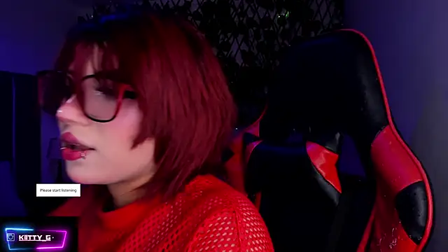 Kitty Gang online show from December 3, 2025, 2:01 am