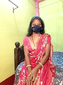 indiancouple09 online show from June 14, 2026, 8:43 pm