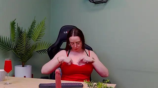 AngellaWhitte online show from February 14, 2025, 6:08 pm