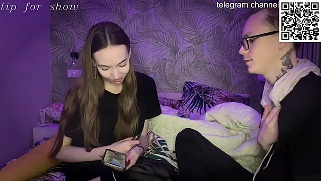 Snapshot of Alex17am chatting on February 16, 2026, 7:56 pm Alex17am online show from February 16, 2026, 7:56 pm