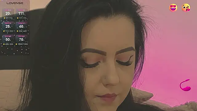 Ariel  Blossom online show from March 4, 2025, 12:33 pm