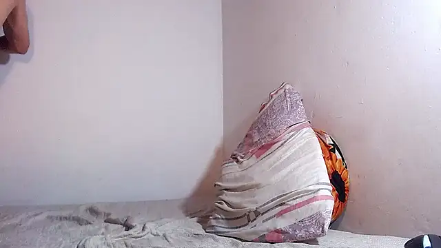 Snapshot of lax777_ chatting on April 16, 2026, 4:57 am lax777 online show from April 16, 2026, 4:57 am