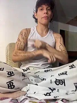 Snapshot of lax777_ chatting on February 3, 2026, 8:19 am lax777 online show from February 3, 2026, 8:19 am