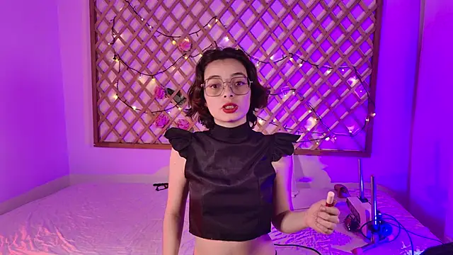 anietorres online show from December 1, 2025, 11:27 pm