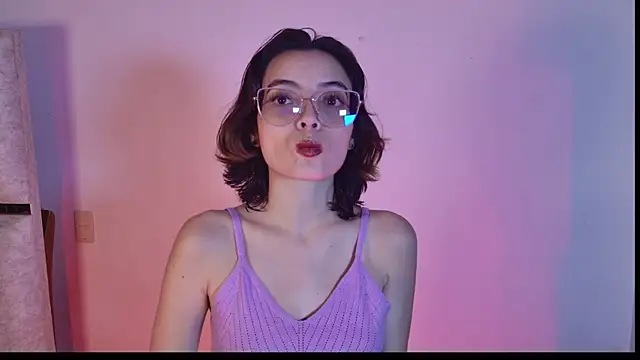 Snapshot of anietorres chatting on February 13, 2026, 12:21 am anietorres online show from February 13, 2026, 12:21 am