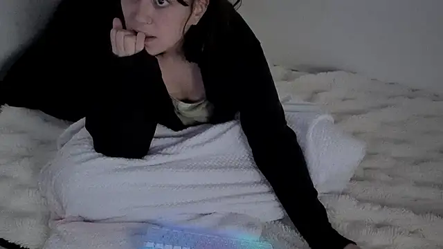 Snapshot of soysara15 chatting on March 18, 2026, 2:19 pm soysara15 online show from March 18, 2026, 2:19 pm