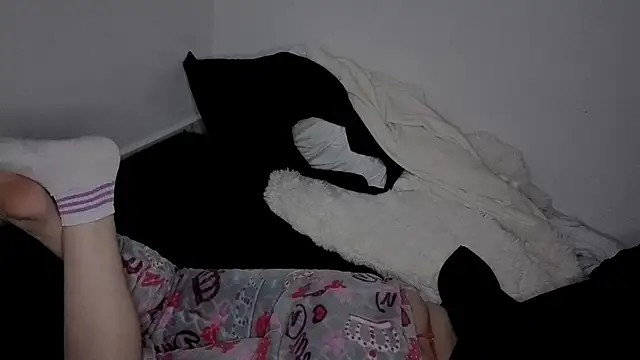 Snapshot of soysara15 chatting on February 20, 2026, 6:26 am soysara15 online show from February 20, 2026, 6:26 am