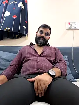 Fun Guuy online show from April 9, 2026, 4:58 am