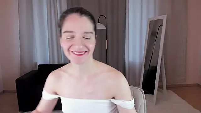 helentasty online show from September 22, 2025, 2:17 am