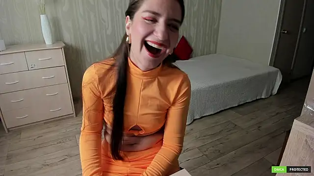 Snapshot of helentasty chatting on May 7, 2026, 10:18 am helentasty online show from May 7, 2026, 10:18 am