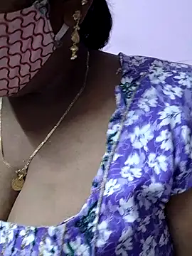 mallu-sumi online show from May 20, 2026, 7:11 pm