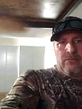 Snapshot of girthbrooks1269 chatting on December 18, 2025, 9:07 pm girthbrooks1269 online show from December 18, 2025, 9:07 pm