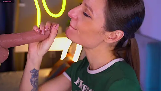 AudreyBrooks  online show from January 17, 2026, 7:45 am