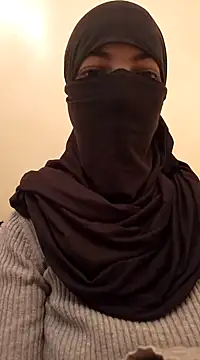 Liliiiblow online show from December 4, 2024, 7:44 am