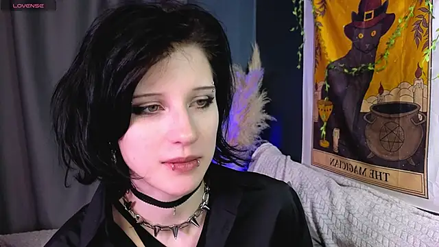 Snapshot of dark_vamp_ chatting on January 23, 2025, 6:45 pm dark vamp online show from January 23, 2025, 6:45 pm