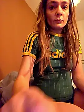 Snapshot of dosynophia2 chatting on February 16, 2026, 2:54 am dosynophia2 online show from February 16, 2026, 2:54 am