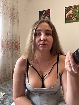 Joannakiss online show from November 7, 2025, 9:47 am