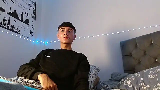 Snapshot of Im_juanda chatting on March 15, 2025, 3:07 am Im juanda online show from March 15, 2025, 3:07 am