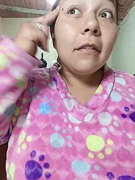 ZuriandAlex online show from July 18, 2026, 2:42 am