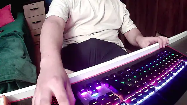 pisceslost online show from October 5, 2025, 1:18 am