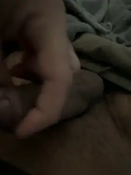 Pussylover 32 online show from January 14, 2025, 9:20 pm