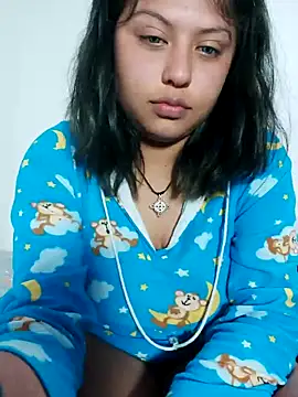 azulzulix online show from March 23, 2026, 1:06 am