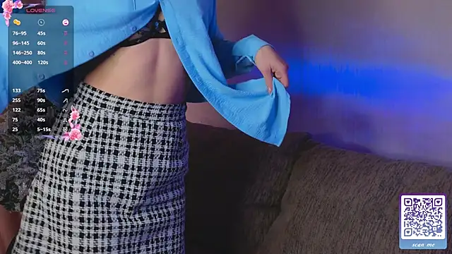 Snapshot of Starlit_Eternity chatting on December 6, 2024, 3:50 pm Starlit Eternity online show from December 6, 2024, 3:50 pm