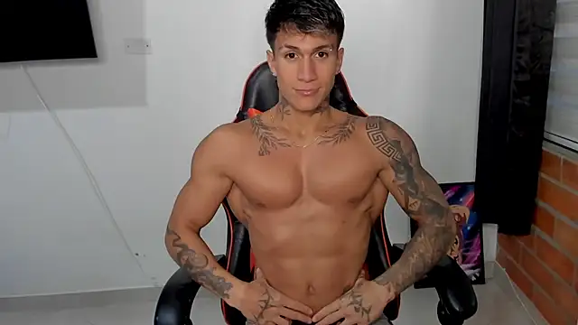 pettergrey1 online show from October 22, 2025, 10:41 pm