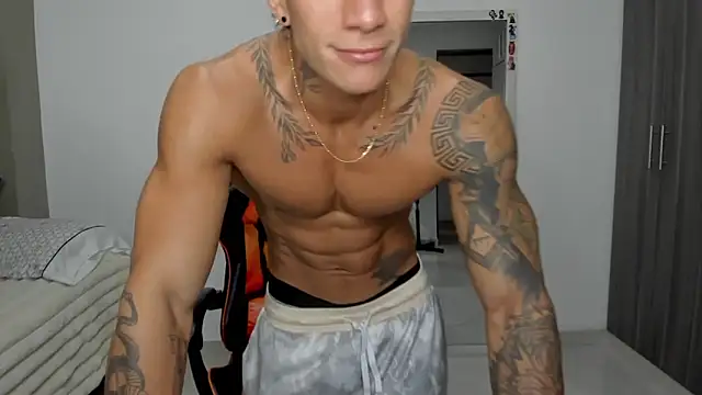 pettergrey1 online show from February 13, 2026, 12:16 pm