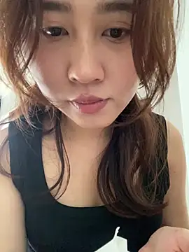 Snapshot of Liliya-77 chatting on March 19, 2026, 5:40 am Liliya-77 online show from March 19, 2026, 5:40 am