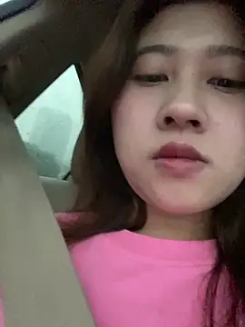 Snapshot of Liliya-77 chatting on April 4, 2026, 2:40 am Liliya-77 online show from April 4, 2026, 2:40 am