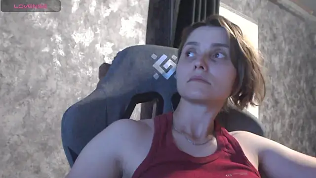 womanstrong78 online show from July 7, 2026, 2:09 pm