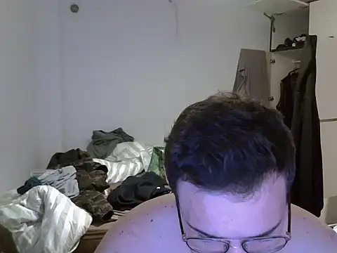 dadafla34 online show from December 8, 2024, 2:35 am