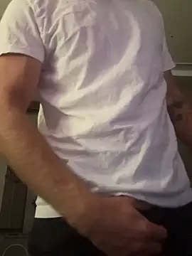 dcockell online show from November 3, 2025, 7:35 am