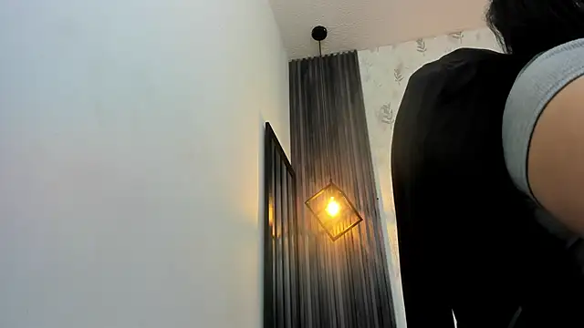 brigittemiller online show from November 8, 2025, 3:26 pm