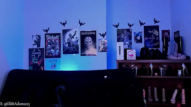 lilith-deveraux online show from February 10, 2026, 2:27 pm