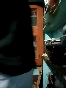 Snapshot of gunjan22 chatting on March 18, 2025, 12:30 am gunjan22 online show from March 18, 2025, 12:30 am