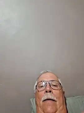 Snapshot of NawtyB1965 chatting on February 20, 2026, 3:58 am NawtyB1965 online show from February 20, 2026, 3:58 am